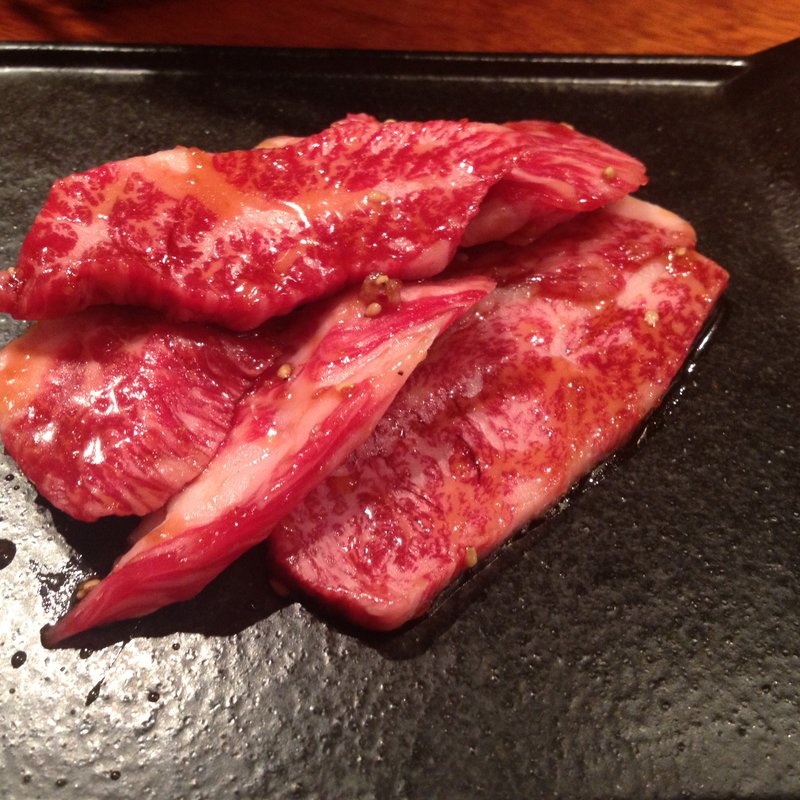 和牛ハラミ(炭良ホルモン)