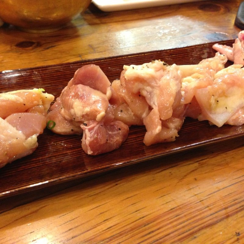 鶏もも(炭良ホルモン)