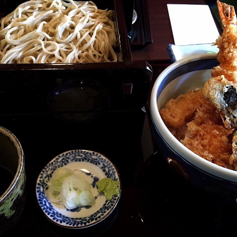 せいろと天丼(三稜)