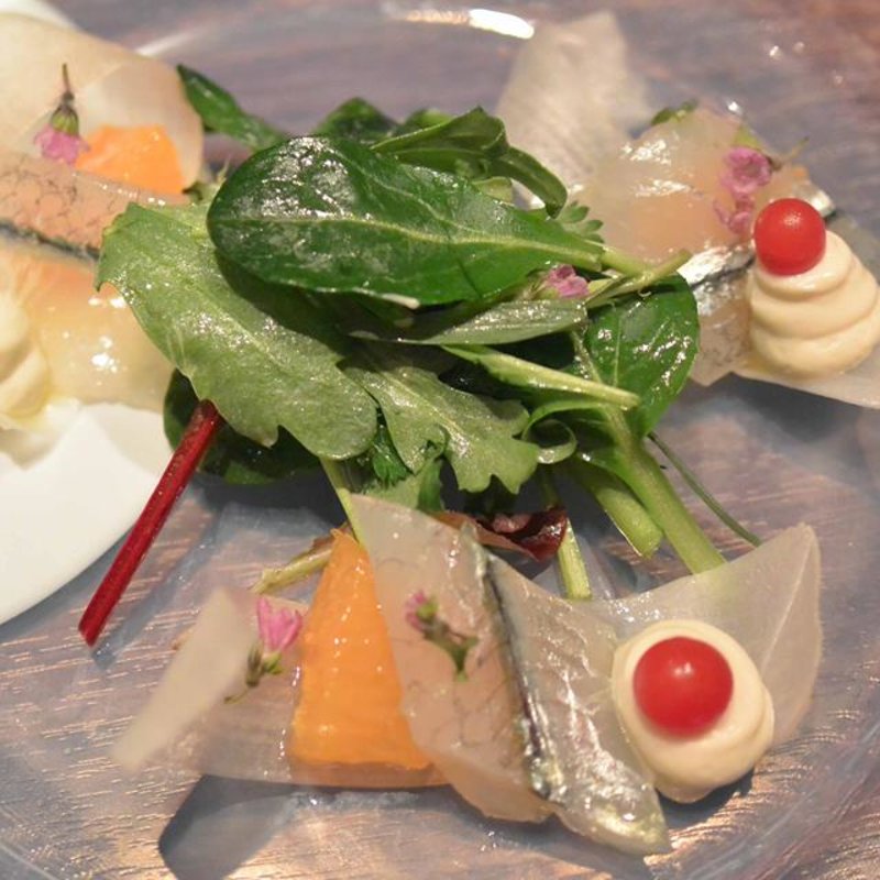 鮮魚のカルパッチョ(トミーノ　ラ　カーザ　ノストラ （Tomino La casa nostra）)