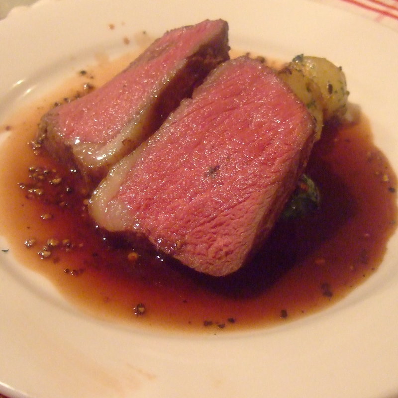 仏産仔鴨胸肉のロースト(チキンバル ヴァンテオ)