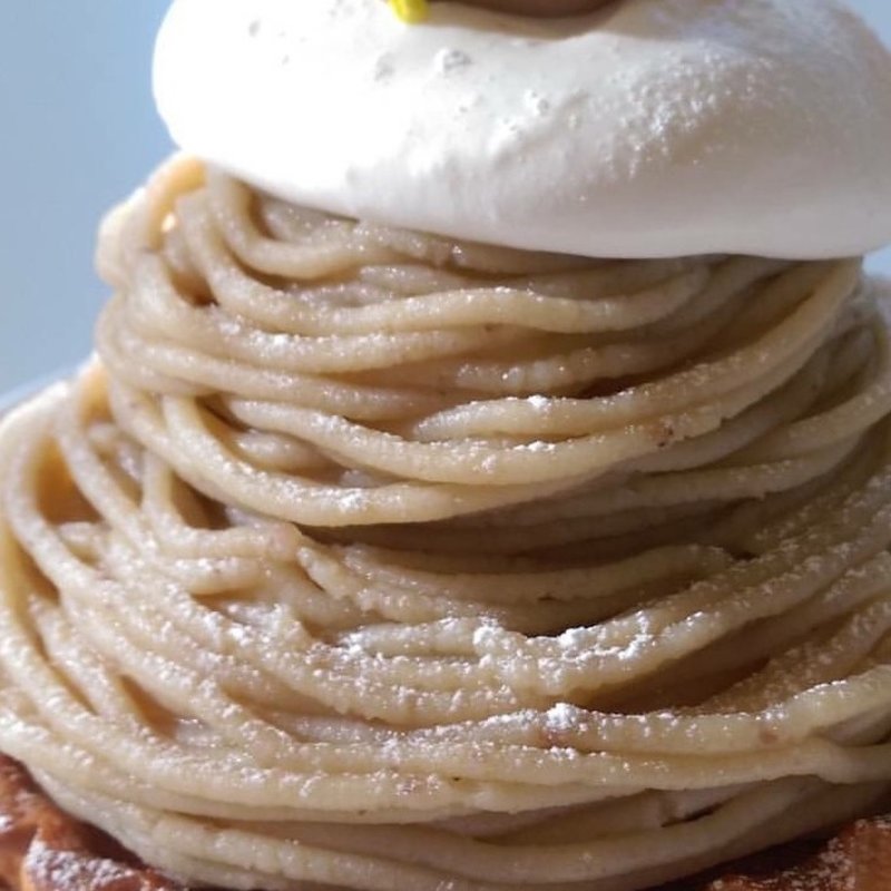 カシスムース入りモンブラン(エルブランシュ)