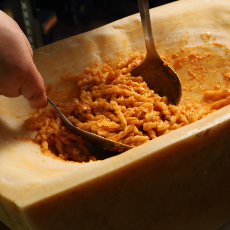 トマトクリームのショートパスタ(多国籍ダイニング 花)