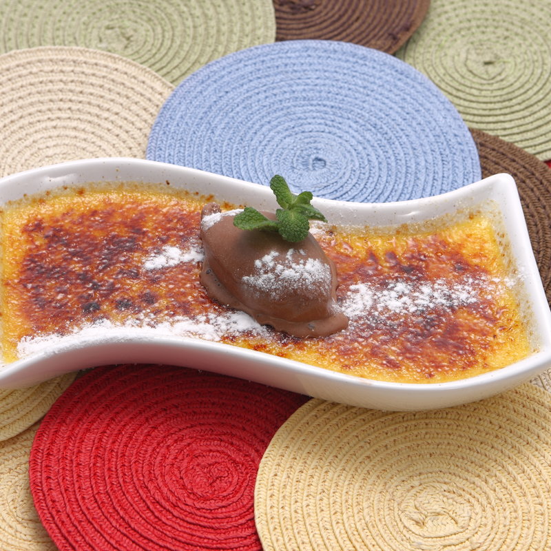 クリームブリュレ( トラットリア 元町)