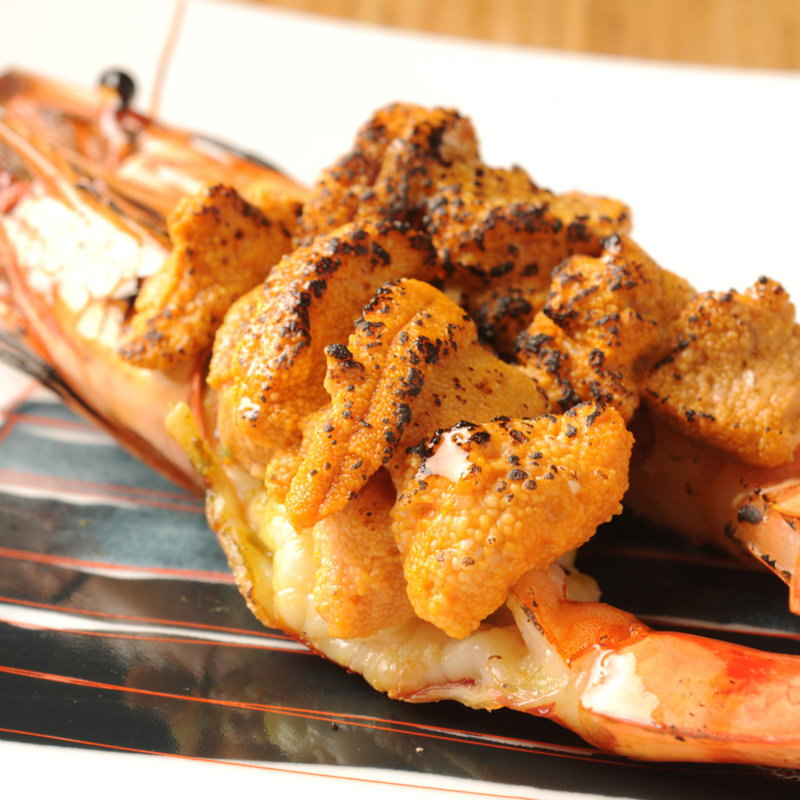 車海老と雲丹のグリル(うふふ 新宿住友ビル店 炭火焼・熔岩焼 SUMIBI DINING)