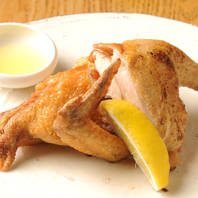  奥美濃古地鶏(うふふ 新宿住友ビル店 炭火焼・熔岩焼 SUMIBI DINING)
