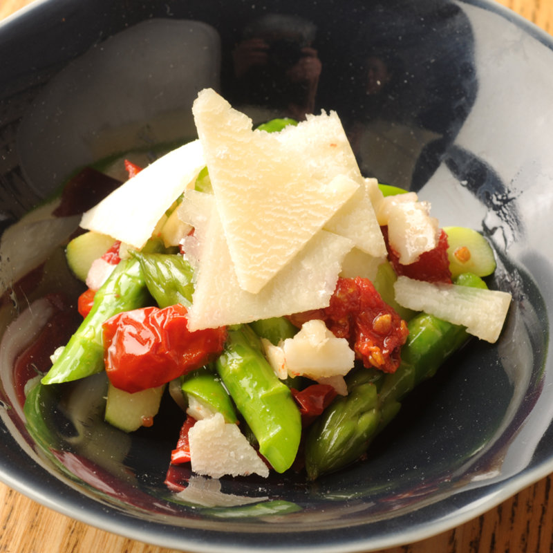 ソラマメとゴルゴンゾーラチーズ(うふふ 新宿住友ビル店 炭火焼・熔岩焼 SUMIBI DINING)