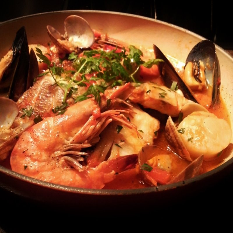 魚介のトマト煮込み(レ・ココット)