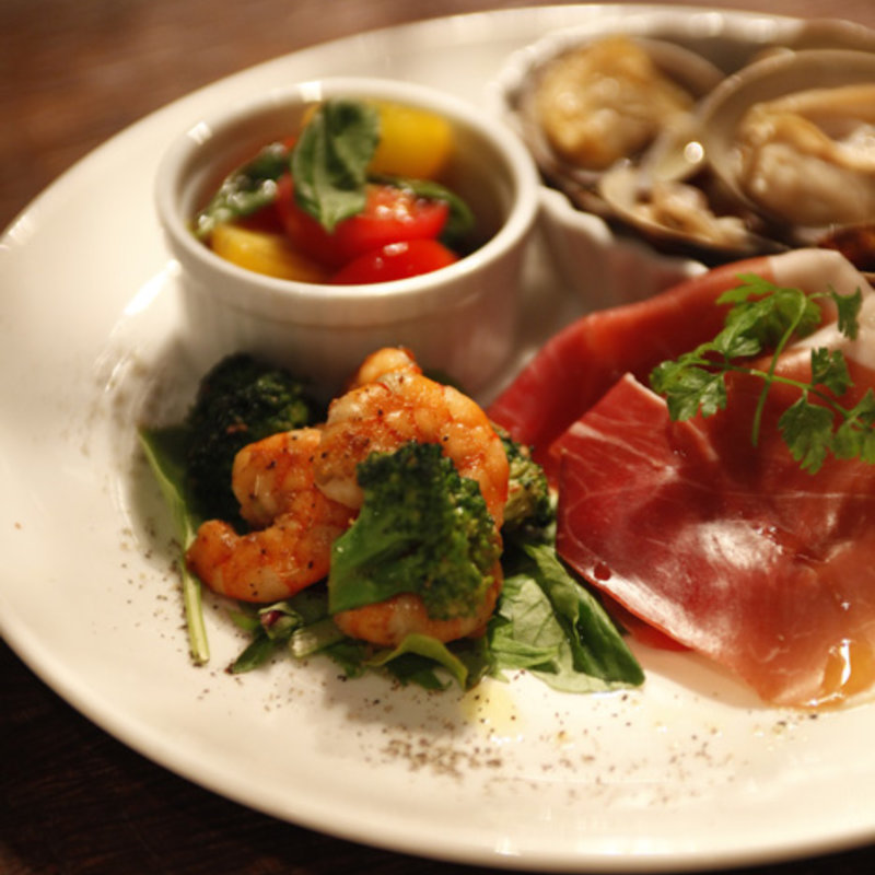 前菜の盛り合わせ(レ・ココット)