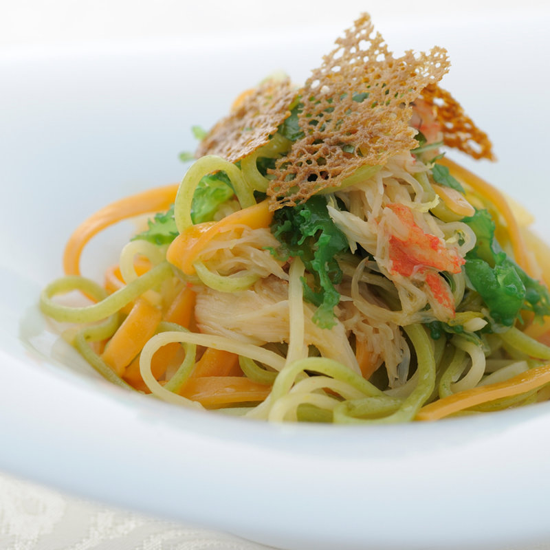 濃厚な渡り蟹のアーリォ・オーリオ 3種のタリオリーニ(リストランテ ウミリア)