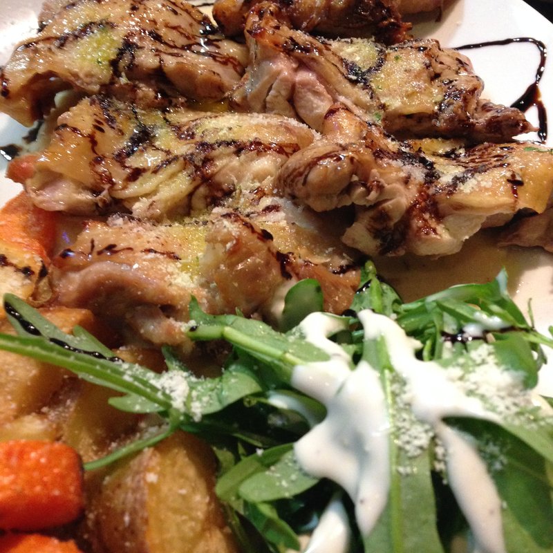 チキンのグリル　バルサミコ酢(La Pesquera MARISQUERIA)