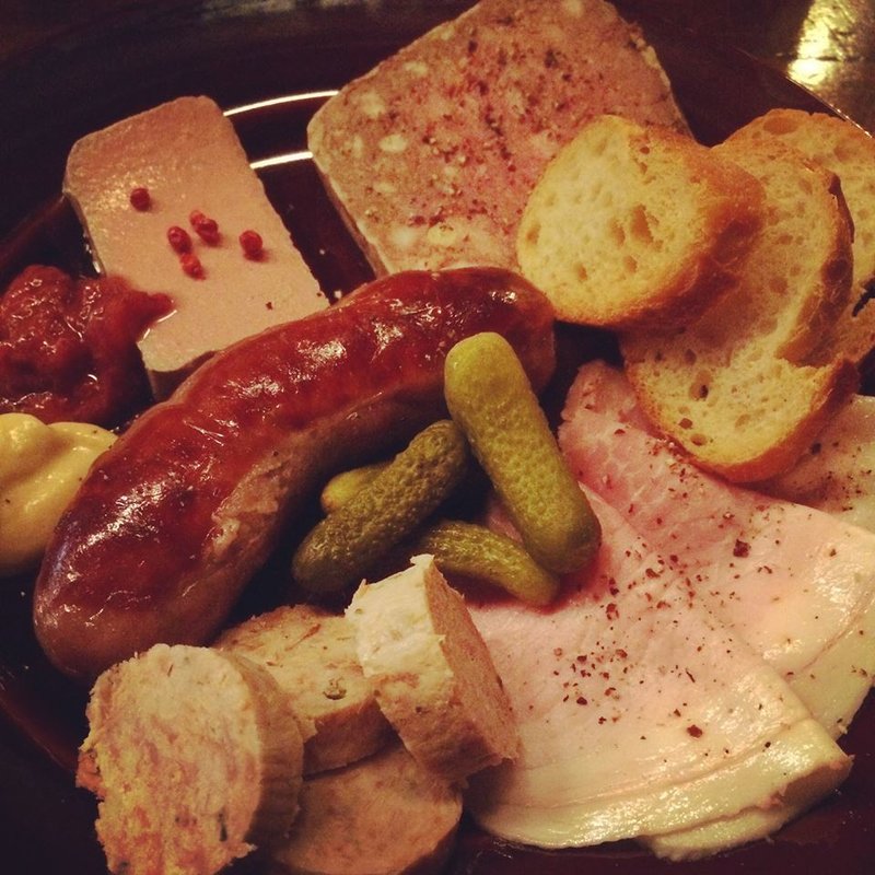 自家製シャルキュトリー5種盛り合わせ(VAPEUR)