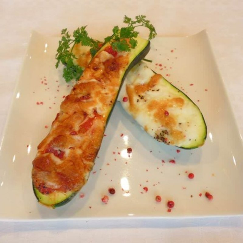 ズッキーニの2種のグラタン(秋葉原ダイニング ラフィーネ)