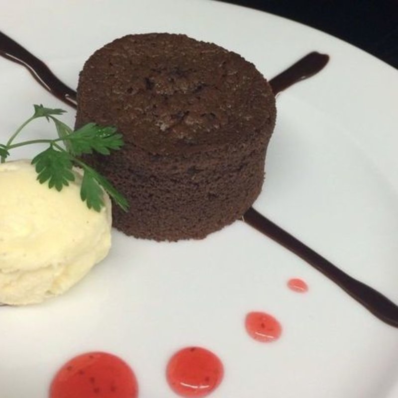 フォンダンショコラ(秋葉原ダイニング ラフィーネ)