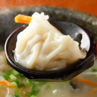 石焼鶏白湯炊餃子(ふくまめ )