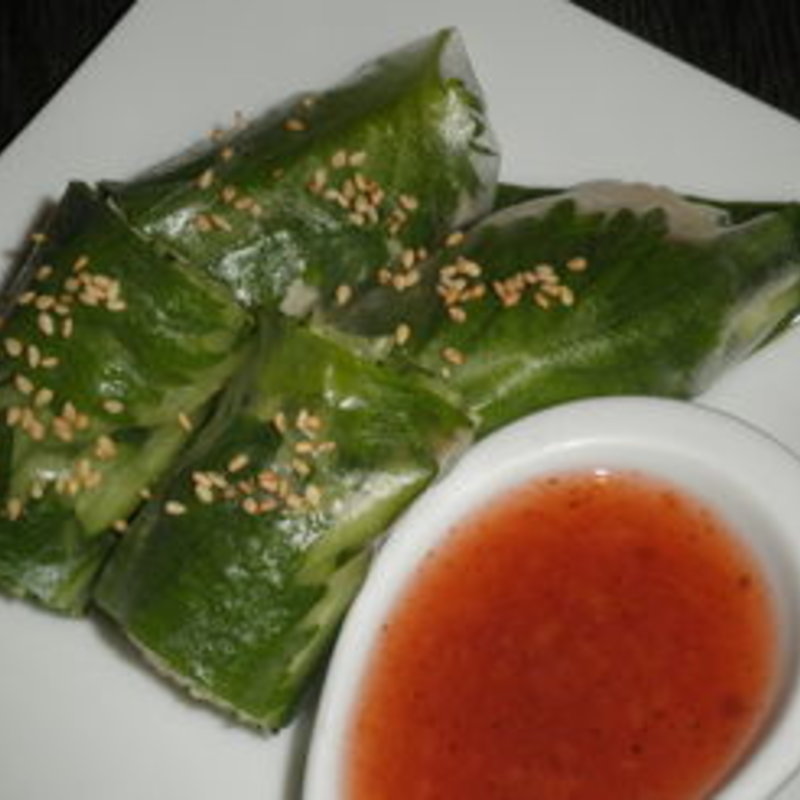 ささみと大葉の生春巻き 梅肉ソース(龍の隠れ家 )