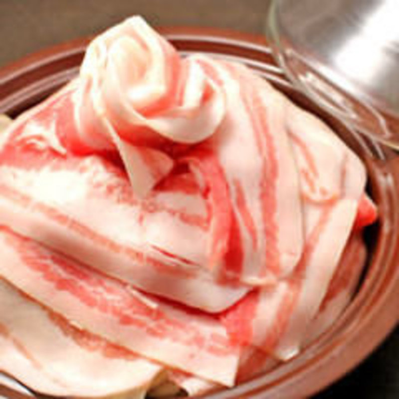 豚肉ドームのタジン鍋(Solare （-ソラーレ-）)