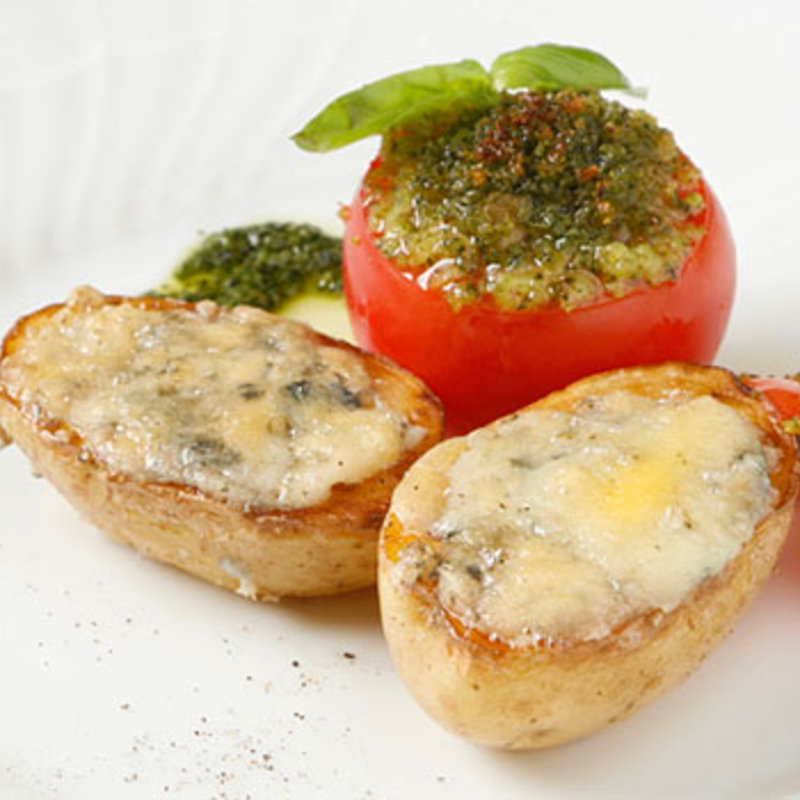 鶏もも肉とオリーブのトマト煮込み(ヴィルヌーヴ トウキョウ 白金台 （Villeneuve TOKYO）)