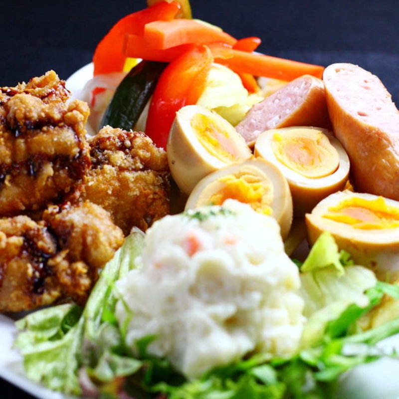 ハイボール系あて盛り(秋葉原バル モンパカ )