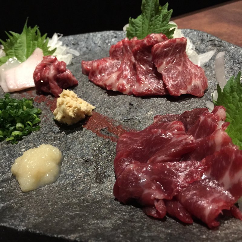 馬刺の盛り合わせ(博多 もつ鍋 おおやま 横浜店)