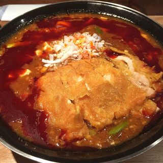 全とろ麻婆麺 3辛 排骨トッピング(新潟三宝亭 東京ラボ中目黒店)