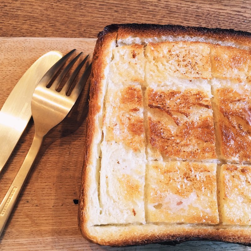 厚切りトースト(usagiya)