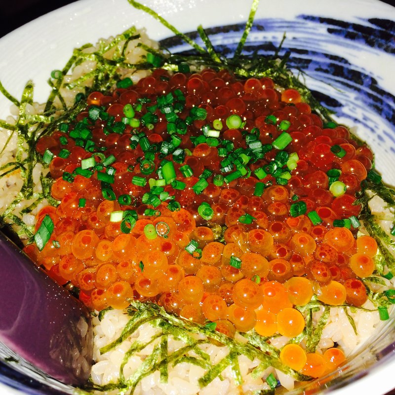いくら丼(焚膳)