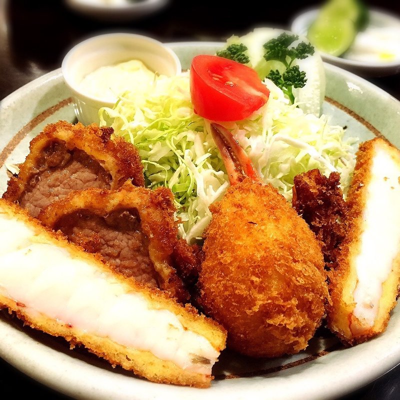 B(とんかつ にいむら 本店 )