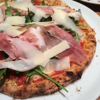 ピ ッ ツ ァ -Pizza- (PIZZA SALVATORE CUOMO 豊洲 （ピッツァ・サルヴァトーレ・クオモ）)
