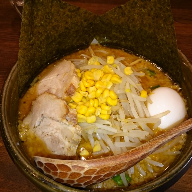 特みそこってりらーめん （ 背脂あり ）(ど・みそ 西新井店)