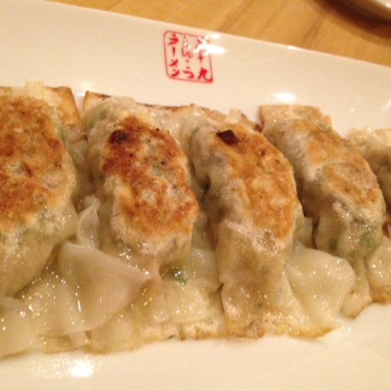 ぱりぱり餃子(九十九ラーメン)