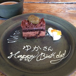 ルバーブのチョコレートケーキ(OXYMORON komachi)