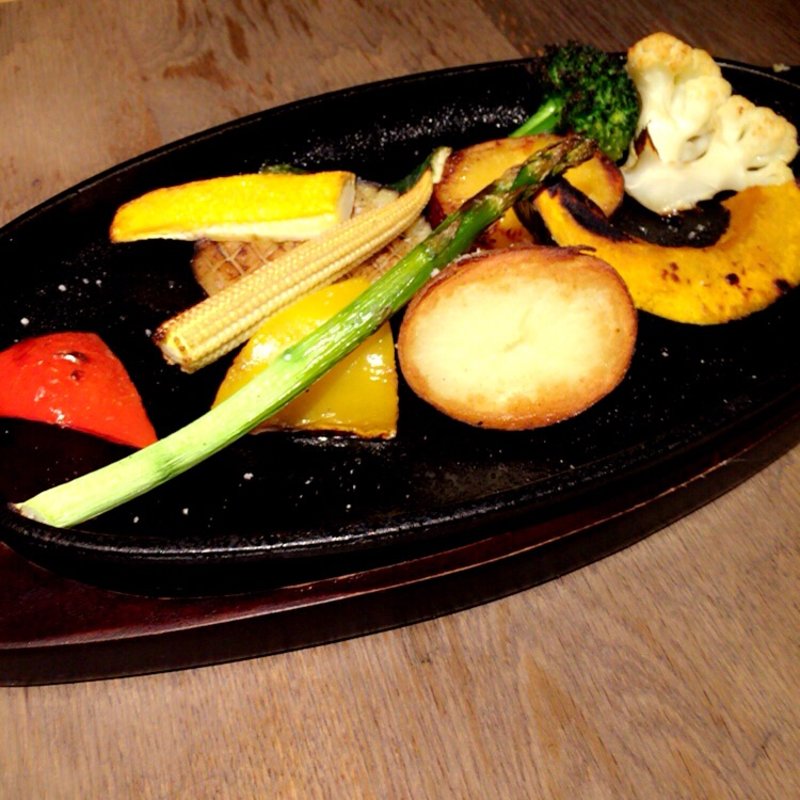 野菜のオーブン焼き　ストゥーブで(ワインバル　ピノ )