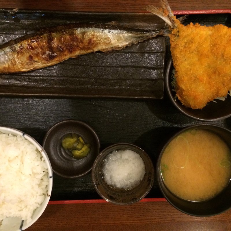 本日の日替り定食(魚人食堂 （ウオンチュショクドウ）)