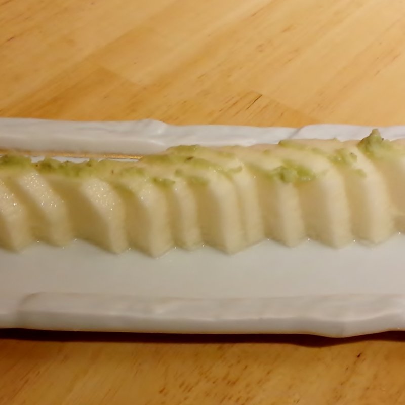 長芋ワサビ漬け(御さしみ家 新宿ハルク店)