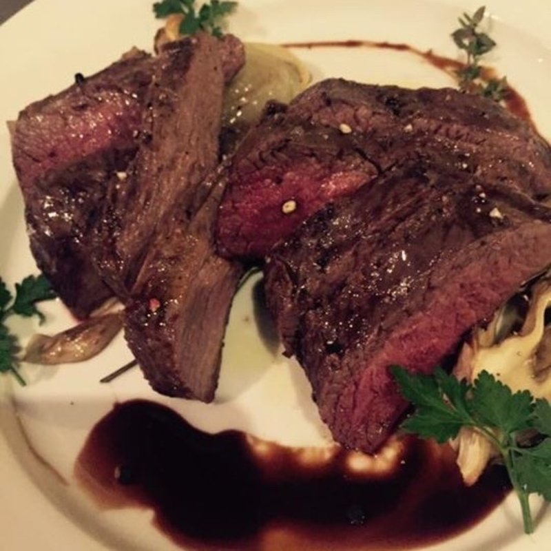 蝦夷の鹿肉グリエ(ベヴィトリーチェ （osteria Bevitrice）)