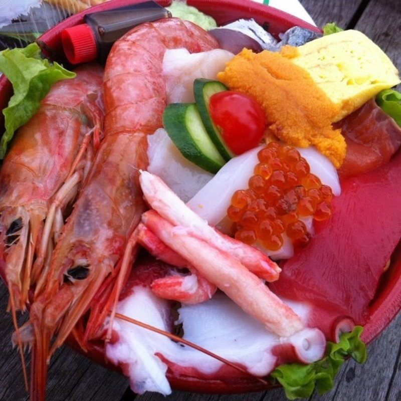 海鮮丼(唐戸市場 活きいき馬関街 （いきいきばかんがい）)