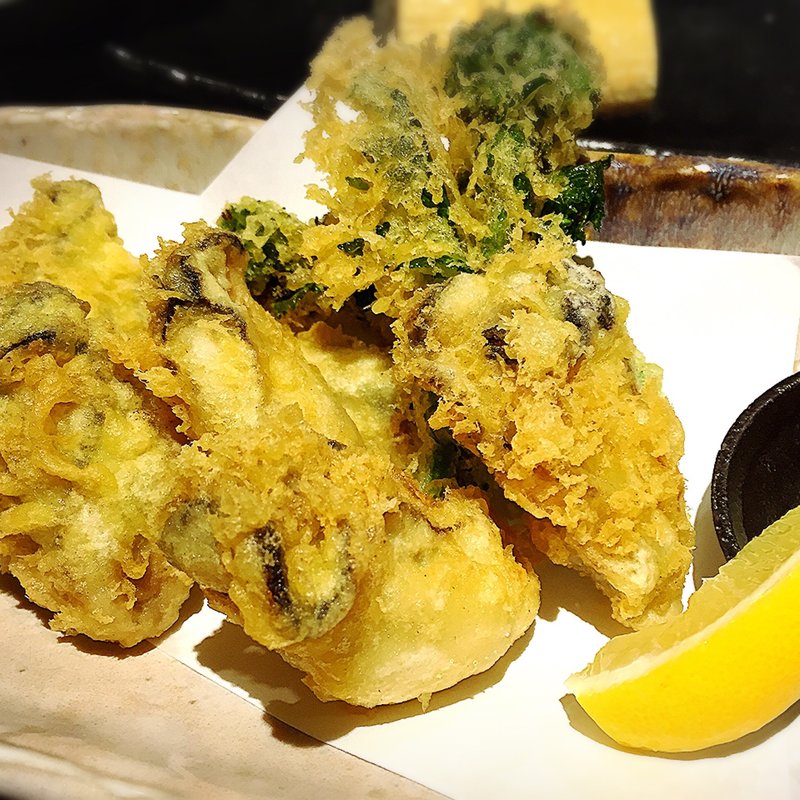 坂越かきの天ぷら(こざる)