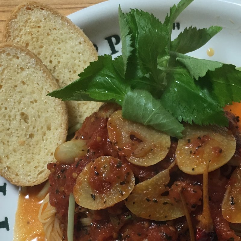 トマトたっぷりのパスタ(自宅)