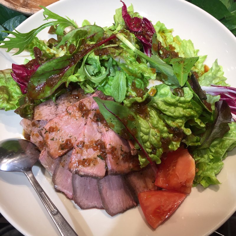 ローストビーフ丼(青山フラワーマーケット ティーハウスアトレ吉祥寺店)