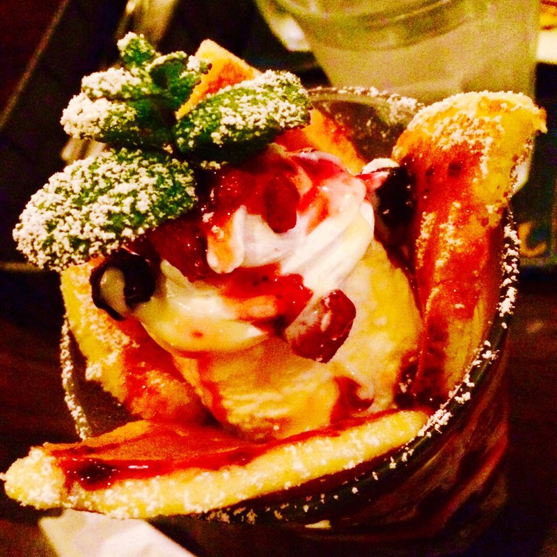 パンケーキパフェ(Cafe Matilda)