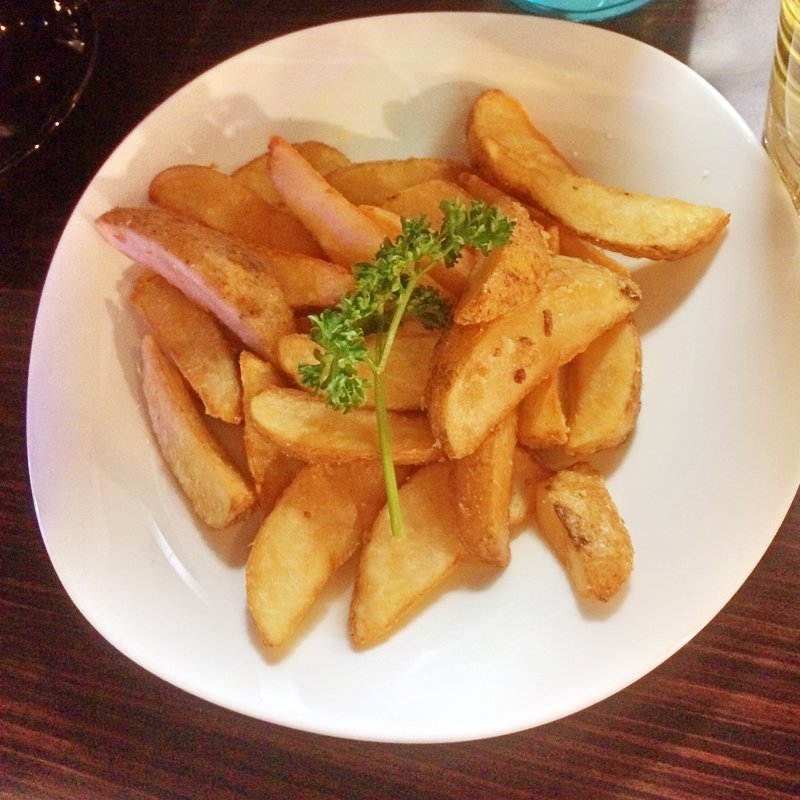 皮付きポテトフライ(EBRIETAS)