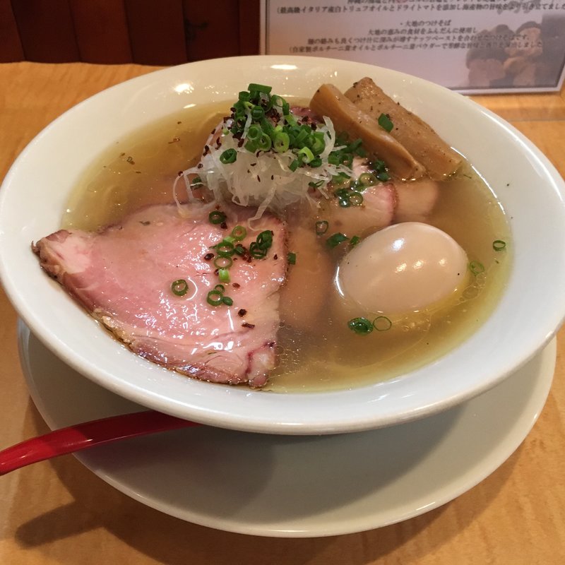 焼豚味玉塩そば(Japanese Soba Noodles 蔦 （ジャパニーズソバヌードル ツタ）)