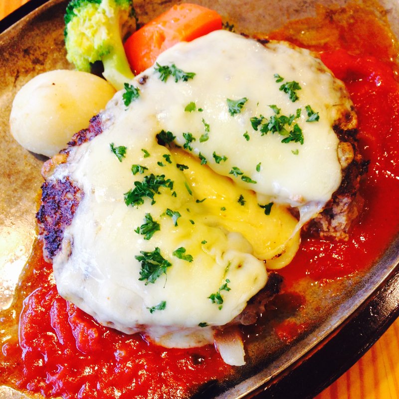 チーズハンバーグ(神戸屋レストラン 宝塚店)