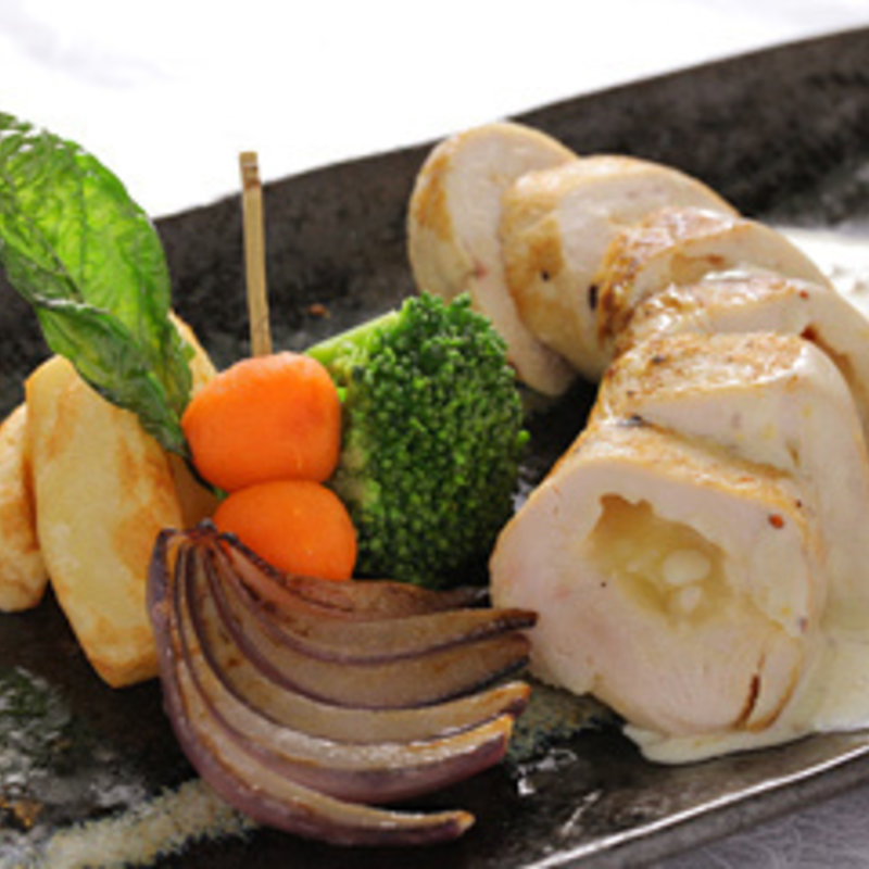 蒸し鶏のクリームソース　温野菜添え(湯田 )