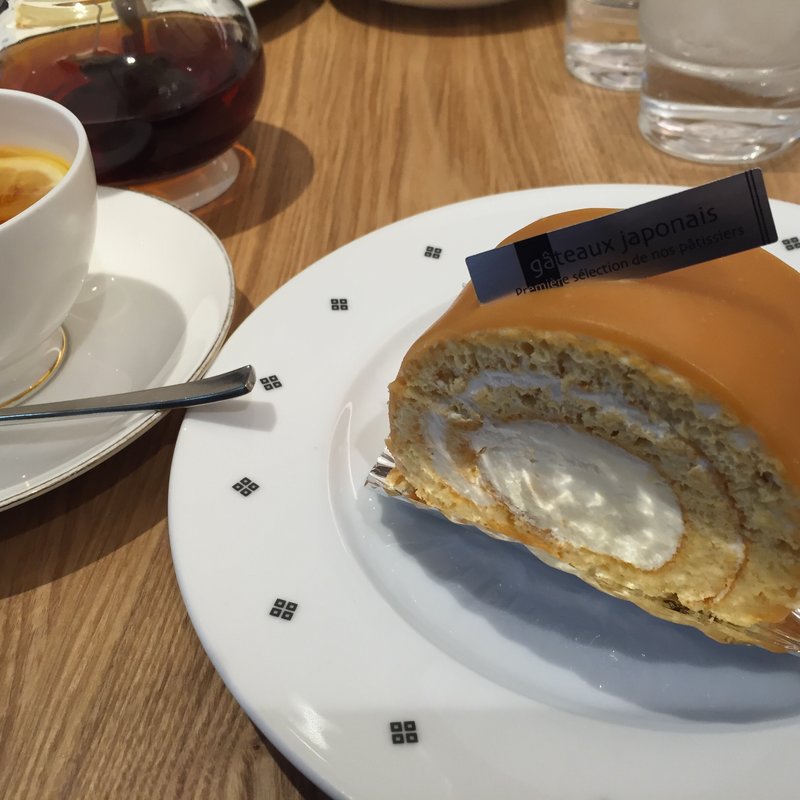 キャラメルロールケーキセット(喫茶千利 )