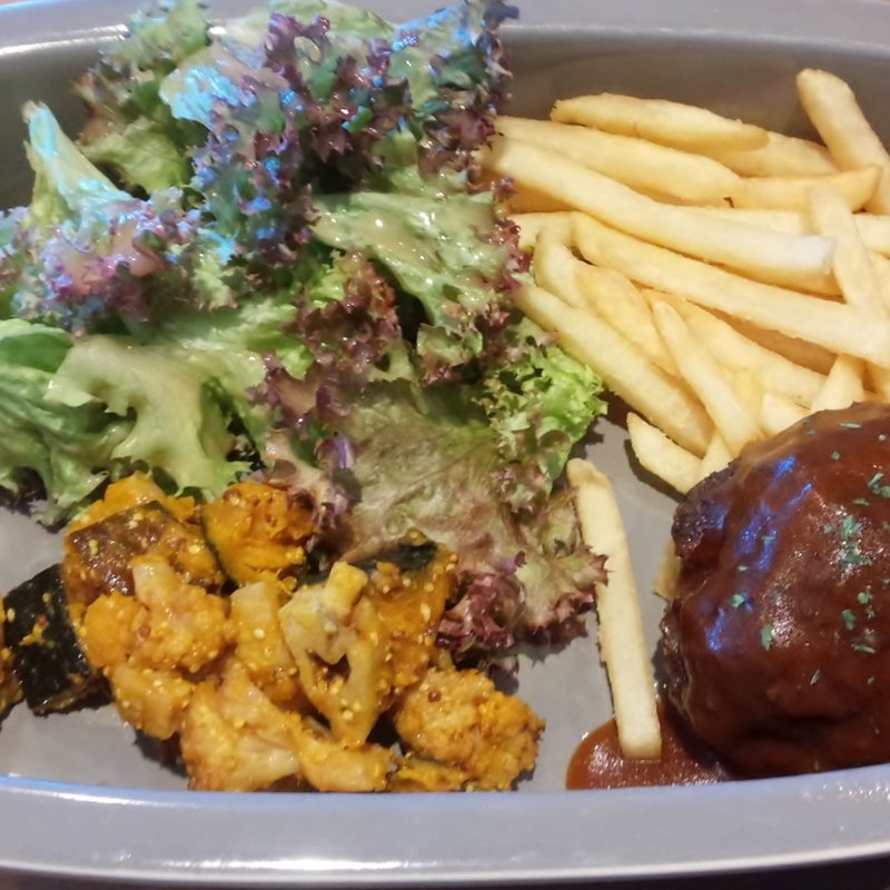 鳥取和牛 ハンバーグステーキ 150g(ザ・サーティス ダイニング バー （The 30th Dining Bar）)