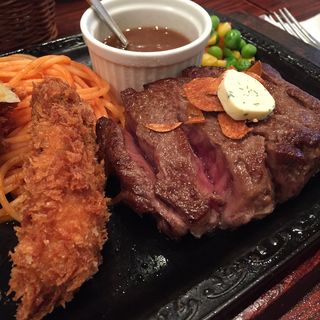 ウルトラ牡蠣ステーキ 200g(レストラン カタヤマ 東向島本店)
