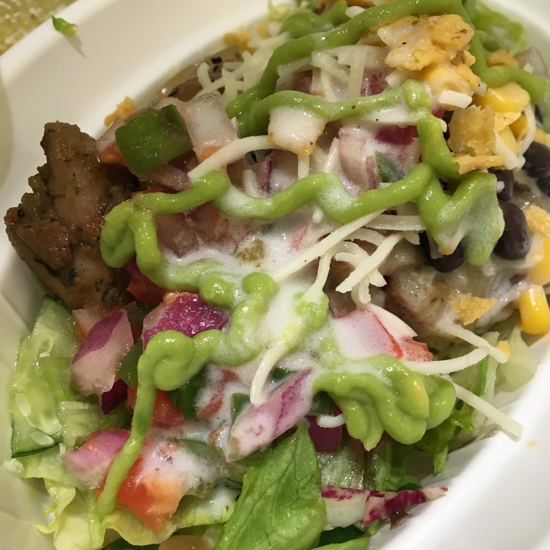 ブリトーボウル さわやかレモンのハーブチキン(ウムウム グッドブリトーズ！丸ビル店)