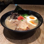 主流はあっさり系？！銀座で食べたい豚骨ラーメン5選